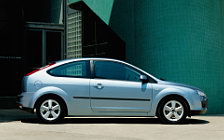   Ford Focus Hatchback 3door - 2004