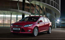   Ford Focus Hatchback 5-door - 2011