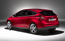   Ford Focus Hatchback 5-door - 2011