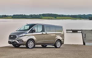   Ford Tourneo Custom - 2017