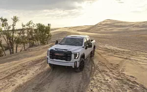   GMC Sierra 2500 HD AT4 Crew Cab - 2023