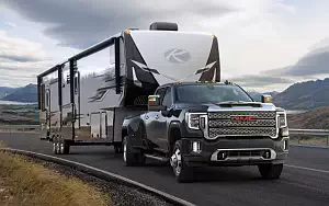   GMC Sierra 3500 HD Denali Crew Cab - 2019