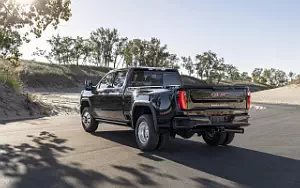   GMC Sierra 3500 HD Denali Crew Cab - 2023