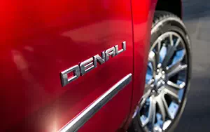   GMC Yukon XL Denali - 2014