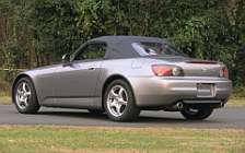   Honda S2000 - 2000