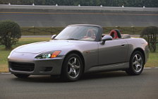   Honda S2000 - 2000