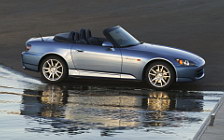   Honda S2000 - 2004