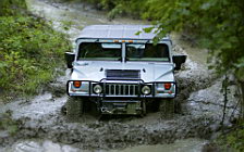   Hummer H1 - 2004