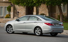   Hyundai Sonata - 2011