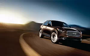   Infiniti FX50 - 2012