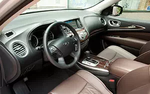   Infiniti JX35 - 2013