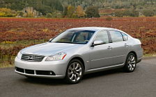   Infiniti M35 - 2007