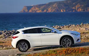   Infiniti Q30 2.2d AWD - 2015