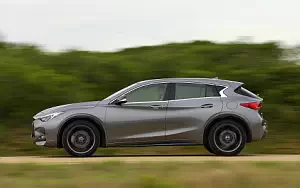   Infiniti Q30S 2.0t AWD - 2015