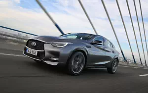   Infiniti Q30S 2.0t AWD - 2015