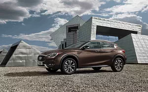   Infiniti QX30 - 2015