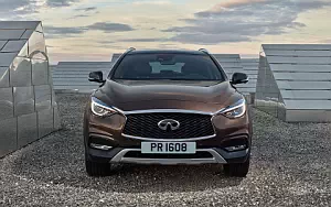   Infiniti QX30 - 2015