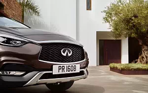   Infiniti QX30 - 2015