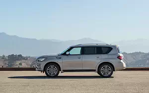   Infiniti QX80 5.6 - 2018