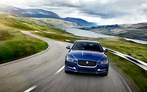   Jaguar XE R-Sport UK-spec - 2015