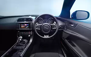   Jaguar XE R-Sport UK-spec - 2015