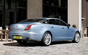   Jaguar XJ UK-spec - 2013