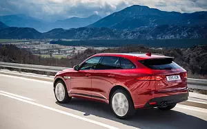   Jaguar F-Pace R Sport 20d AWD - 2016