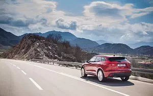   Jaguar F-Pace R Sport 20d AWD - 2016