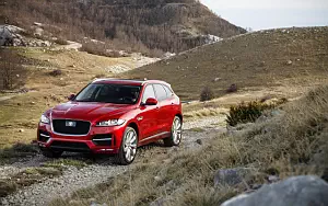   Jaguar F-Pace R Sport 20d AWD - 2016