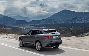   Jaguar F-Pace S - 2016