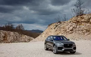   Jaguar F-Pace S - 2016