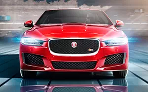   Jaguar XE S - 2015