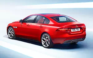   Jaguar XE S - 2015