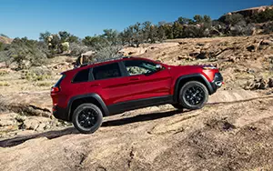   Jeep Cherokee Trailhawk - 2013