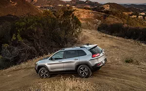   Jeep Cherokee Trailhawk - 2014