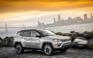   Jeep Compass Trailhawk - 2017