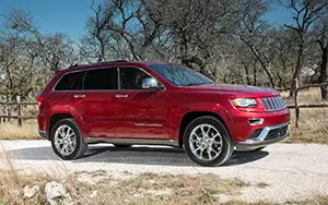   Jeep Grand Cherokee Summit - 2014