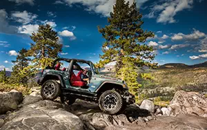   Jeep Wrangler Rubicon 10th Anniversary Edition - 2013