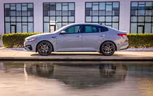   Kia Optima SX US-spec - 2018