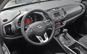   Kia Sportage US-spec - 2011