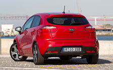   Kia Rio 5door Red - 2011