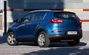   Kia Sportage (Byte Blue) - 2010