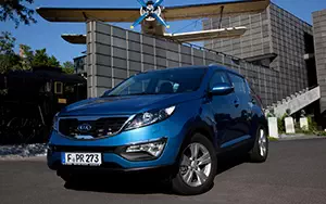   Kia Sportage (Byte Blue) - 2010