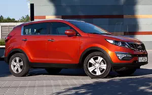   Kia Sportage (Techno Orange) - 2010