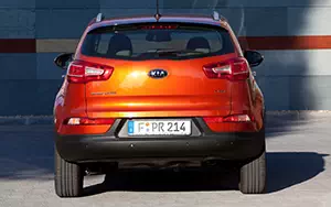   Kia Sportage (Techno Orange) - 2010