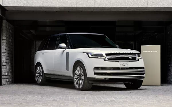 ���� ���������� Range Rover SV Bespoke 1858 Edition Japan-spec - 2024