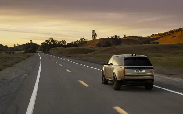 ���� ���������� Range Rover P530 First Edition US-spec - 2022