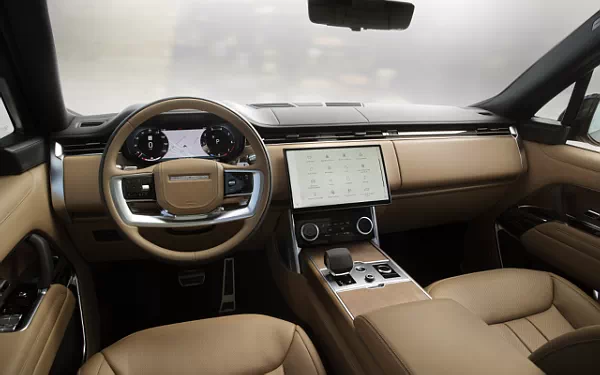 ���� ���������� Range Rover SE P400 LWB US-spec - 2022