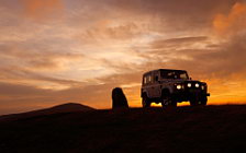   Land Rover Defender 90 Station Wagon - 2012