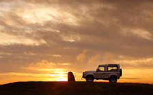   Land Rover Defender 90 Station Wagon - 2012